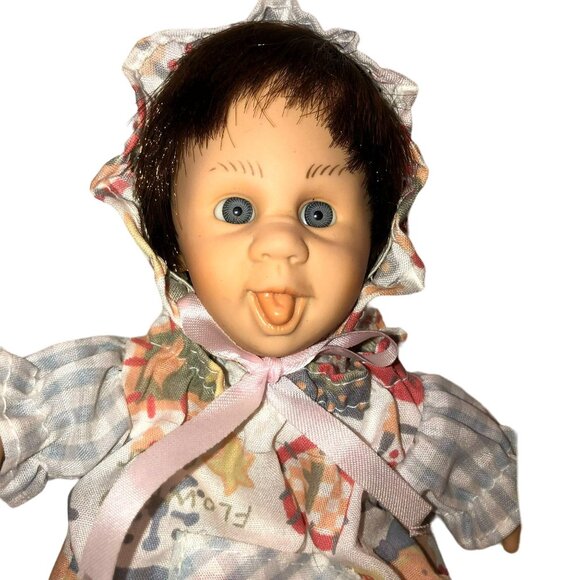 NWT MY PALS GIGO PORCELAIN DOLL WITH BEAN BAG BODY BROWN HAIR BLUE EYES TOY - Picture 2 of 5